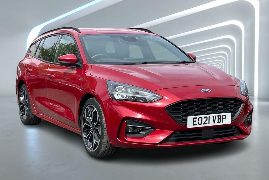 Compare Ford Focus 1.0 Ecoboost Hybrid Mhev 125 St-line X Edition EO21VBP Red