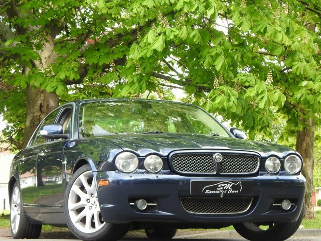 Compare Jaguar XJ Xj 2.7 Tdvi Sovereign AJ07XCZ Blue