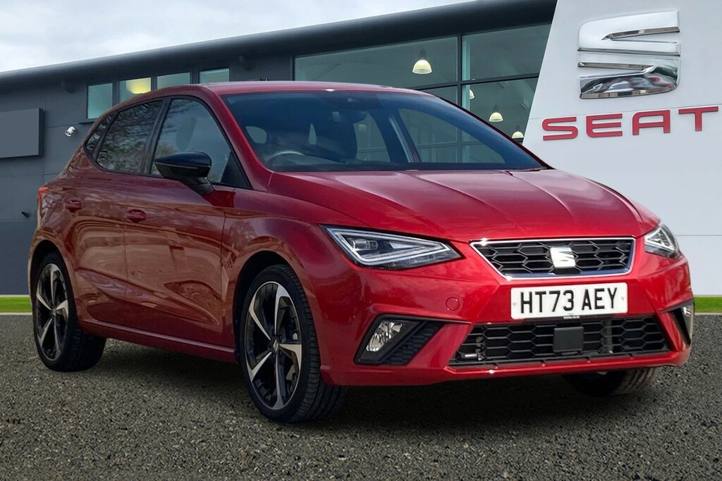 Compare Seat Ibiza 1.0 Tsi 110Ps Fr Sport 5-Door HT73AEY Red