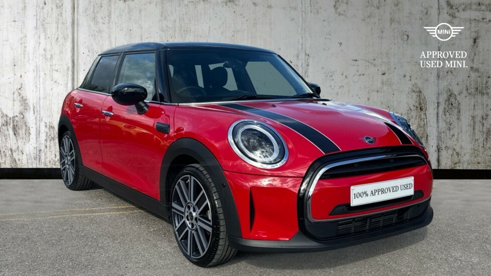 Compare Mini Hatch Cooper Exclusive YH72GXK Red