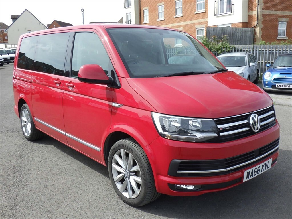 Volkswagen Caravelle 2.0 Tdi Bluemotion Tech Executive Dsg Euro 6 Ss Red #1
