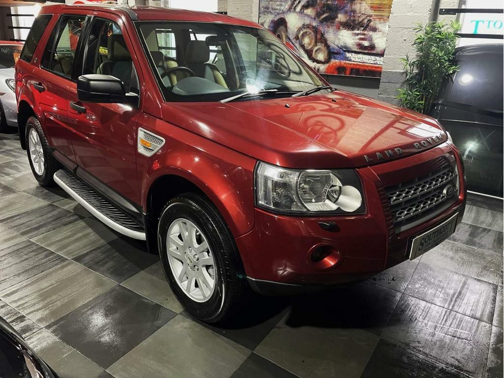Compare Land Rover Freelander 2 2 2.2 Td4 Xs 4Wd Euro 4 HJ57OVZ Red