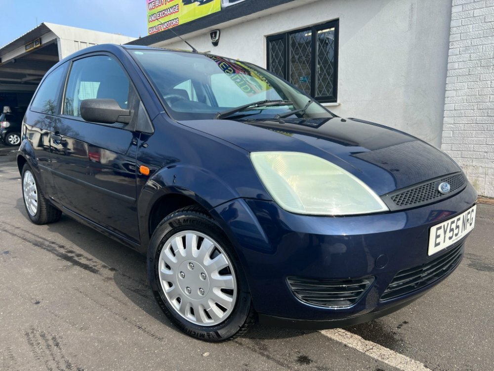 Compare Ford Fiesta 1.25 Style EY55NFG Blue