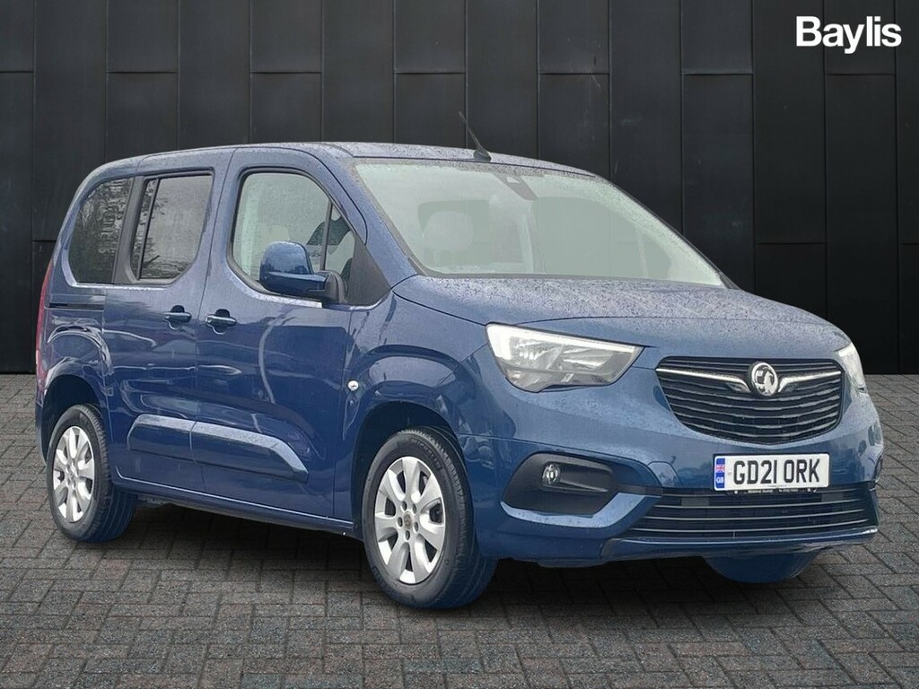 Compare Vauxhall Combo Life 1.5 Turbo D Se 7 Seat GD21ORK Blue