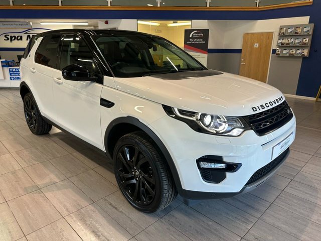 Compare Land Rover Discovery Discovery Sport Black Hse Td4 AO67FYL White