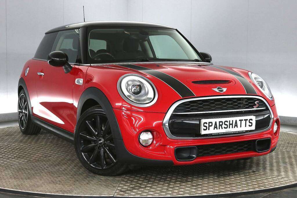 Compare Mini Hatch Steptronic Euro 6 Ss 192 Ps HJ18KYF Red