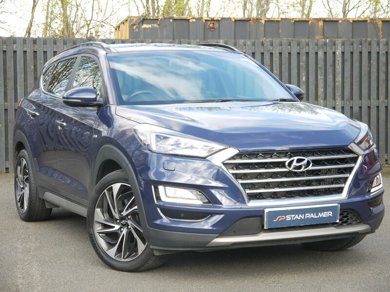 Compare Hyundai Tucson 2.0 Crdi 48V Mhd Premium Se 4Wd Dct PX70WHM Blue