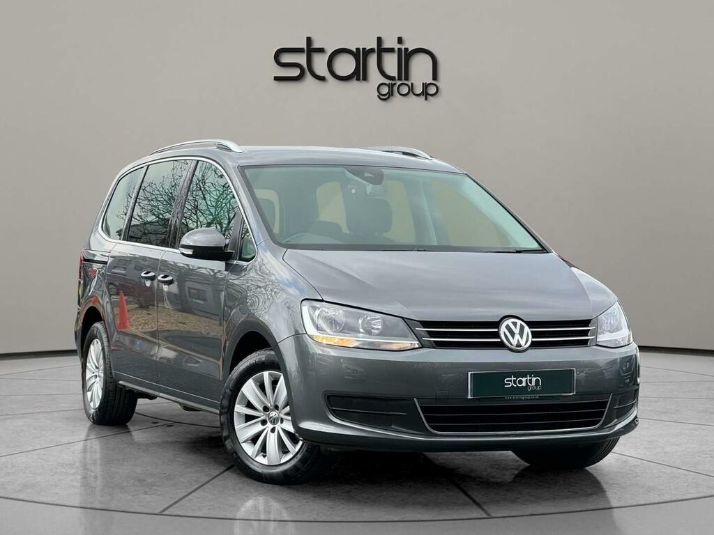 Compare Volkswagen Sharan 2.0 Tdi Se Nav Dsg Euro 6 Ss MJ70OXK Grey