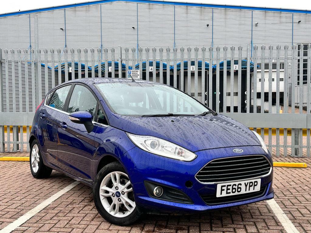 Compare Ford Fiesta 1.0T Ecoboost Zetec Euro 6 Ss FE66YPP Blue