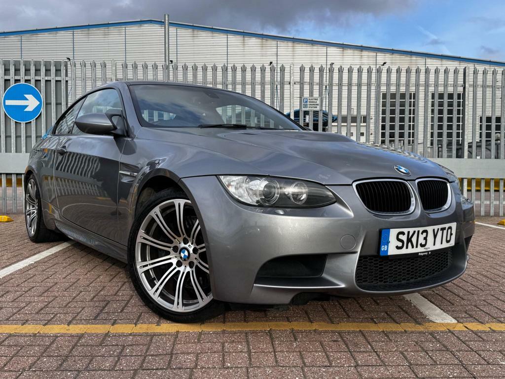 Compare BMW M3 4.0 Iv8 Dct Euro 5 SK13YTO Grey