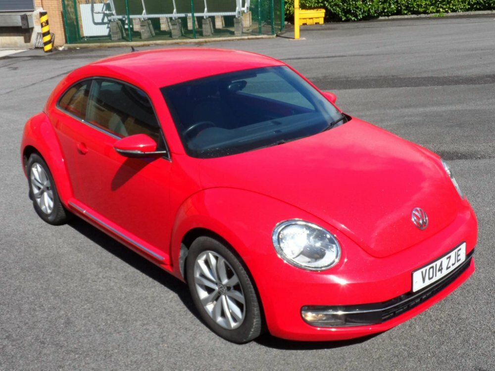 Volkswagen Beetle 1.6 Tdi Bluemotion Tech Design Euro 5 Ss Red #1