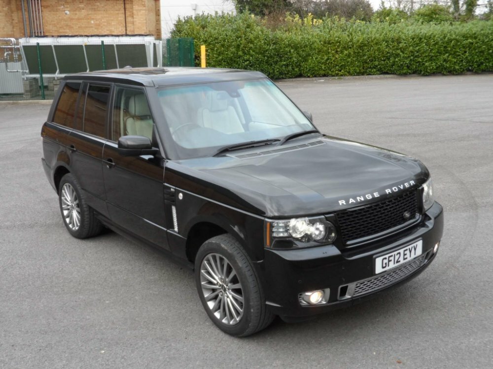 Compare Land Rover Range Rover 4.4 Td V8 Vogue 4Wd Euro 5 GF12EYY Black