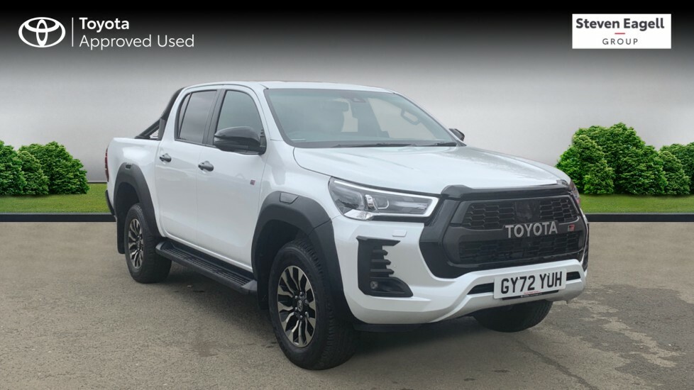 Compare Toyota HILUX 2.8 D-4d Gr Sport Double Cab Pickup 4Wd Euro GY72YUH White
