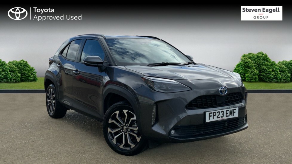 Compare Toyota Yaris Cross 1.5 Vvt-h Design E-cvt Euro 6 Ss FP23EMF Grey