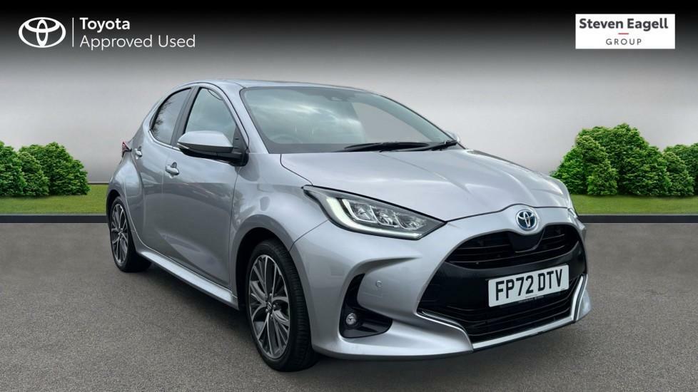 Compare Toyota Yaris 1.5 Vvt-h Excel E-cvt Euro 6 Ss FP72DTV Silver