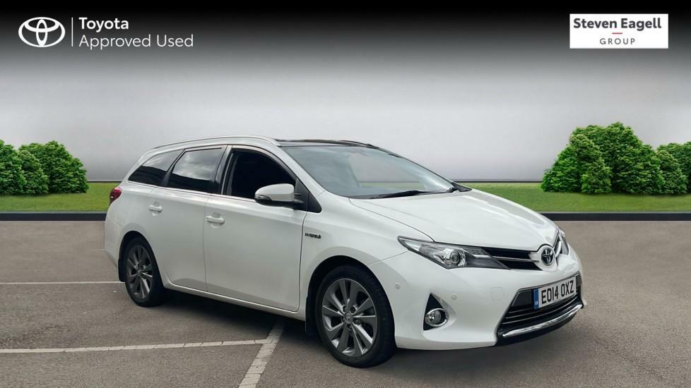 Compare Toyota Auris 1.8 Vvt-h Excel Touring Sports Cvt Euro 5 Ss EO14OXZ White