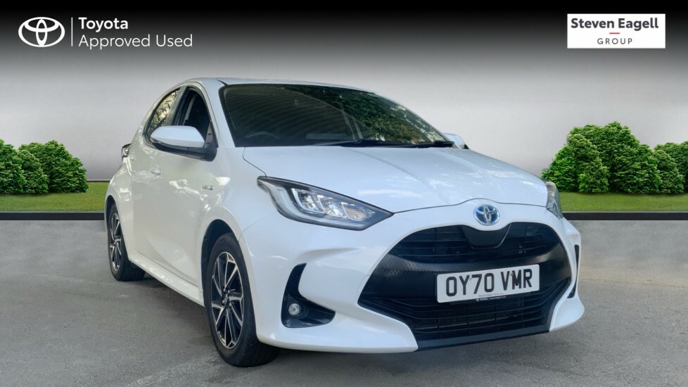 Compare Toyota Yaris Design OY70VMR White