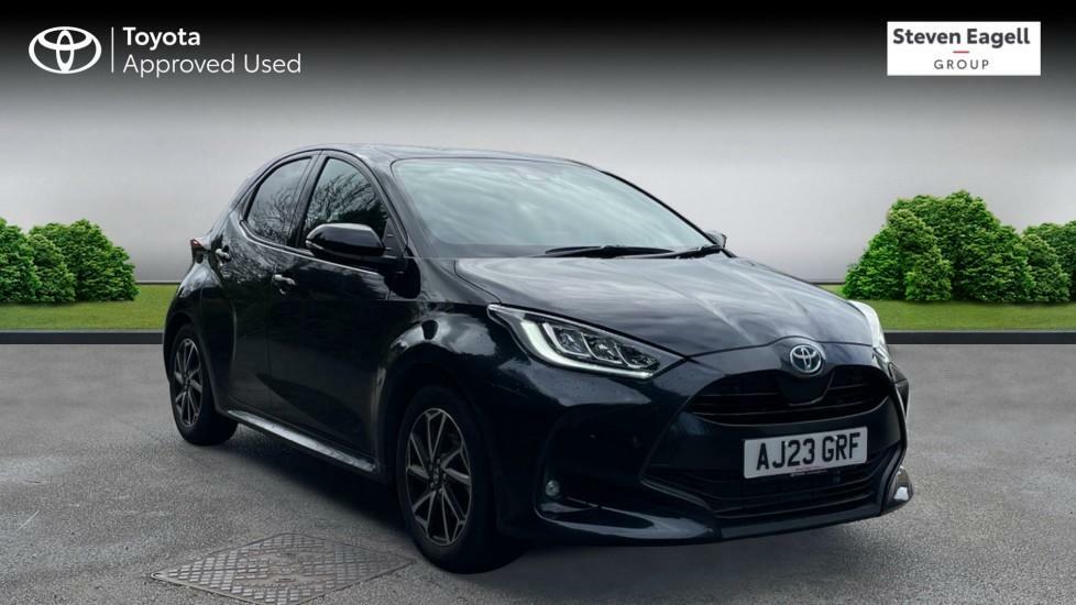 Compare Toyota Yaris 1.5 Vvt-h Design E-cvt Euro 6 Ss AJ23GRF Black