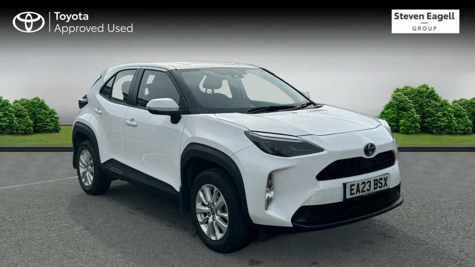 Compare Toyota Yaris Cross 1.5 Vvt-h Icon Suv Hybrid E-cvt Euro 6 EA23BSX White