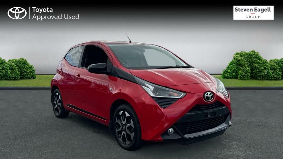 Compare Toyota Aygo 1.0 Vvt-i X-trend Euro 6 VN20KWO Red