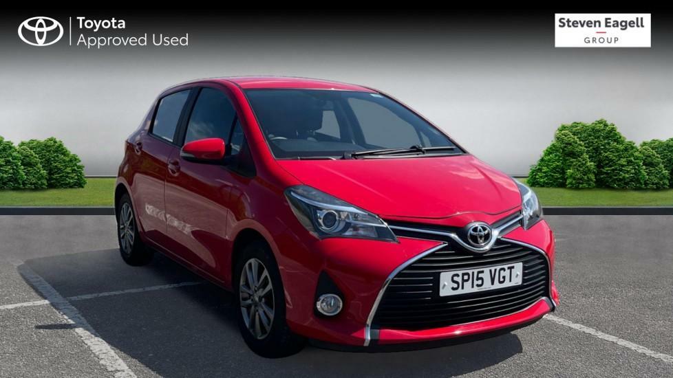 Compare Toyota Yaris Yaris Icon Vvt-i SP15VGT Red