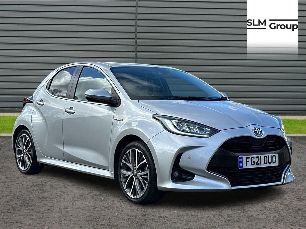 Compare Toyota Yaris 1.5 Vvt-h Excel E Cvt FG21OUO Silver