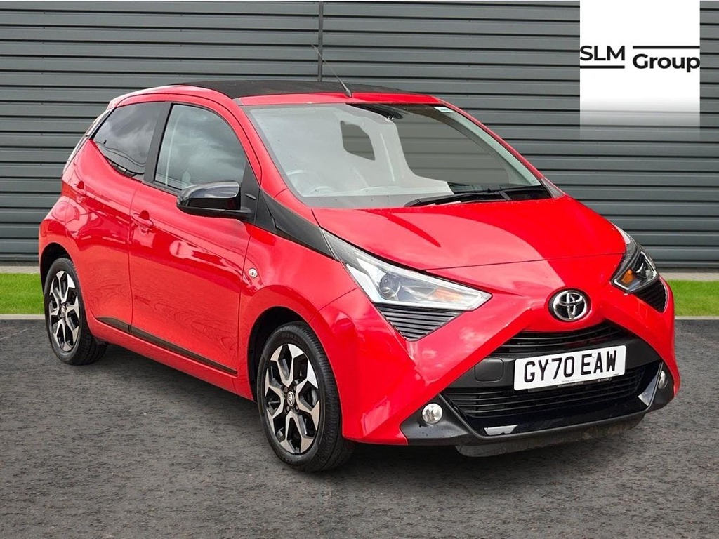 Compare Toyota Aygo 1.0 Vvt I X Trend GY70EAW Red