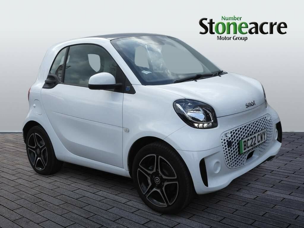 Smart Fortwo Coupe 17.6Kwh Premium Coupe White #1