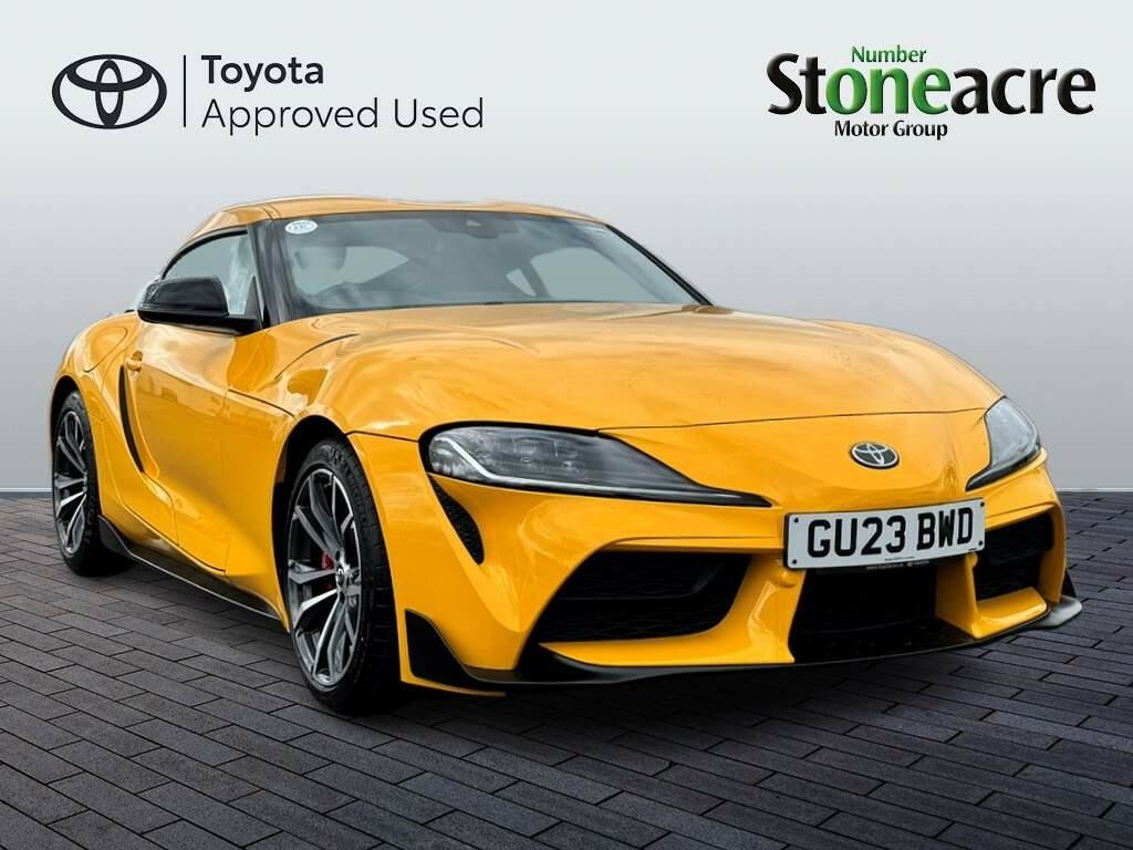 Compare Toyota Supra 2.0 Pro GU23BWD Yellow