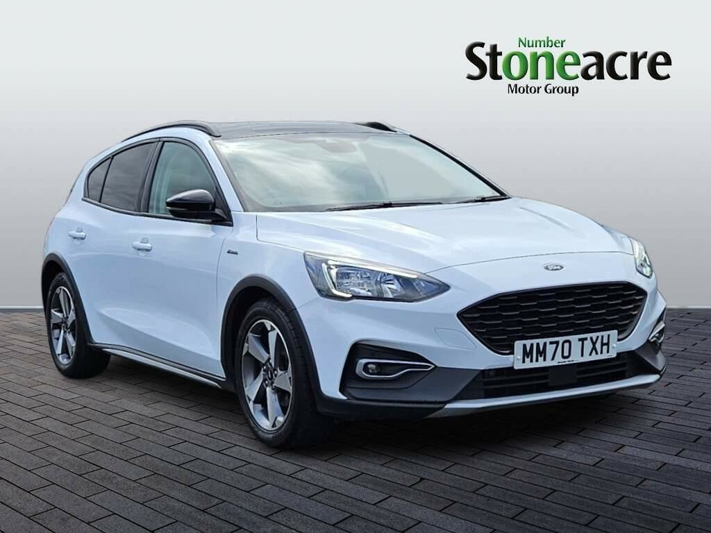 Compare Ford Focus 1.0T Ecoboost Mhev Active Edition Hatchback MM70TXH White