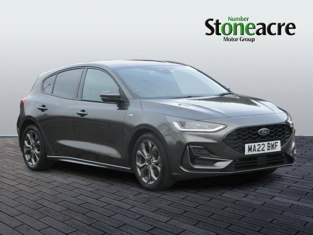 Compare Ford Focus 1.0T Ecoboost St-line Euro 6 Ss MA22BWF Grey