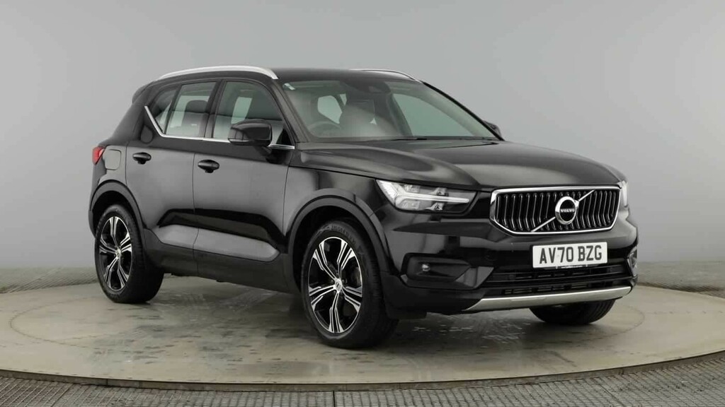 Volvo XC40 1.5H T5 Twin Engine Recharge 10.7Kwh Inscription A Black #1