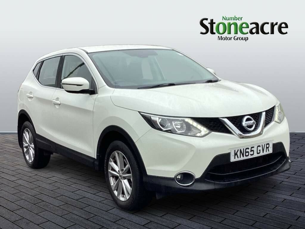 Compare Nissan Qashqai 1.2 Dig-t Acenta 2Wd Euro 6 Ss KN65GVR White