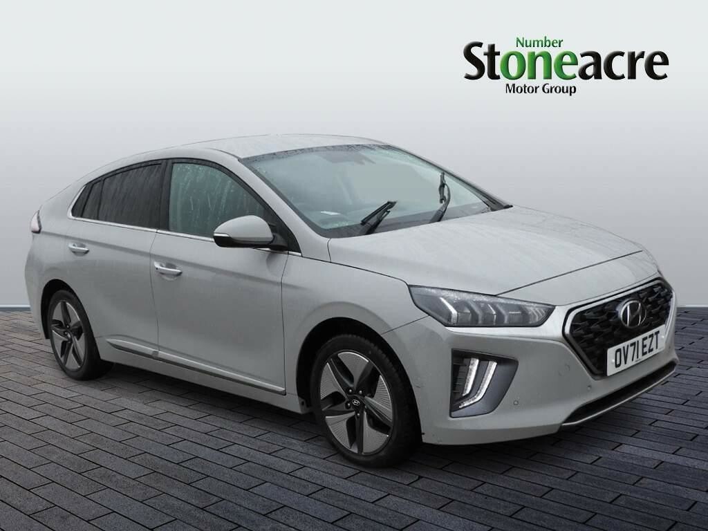 Compare Hyundai Ioniq 1.6 H-gdi Premium Se Hatchback OV71EZT Grey
