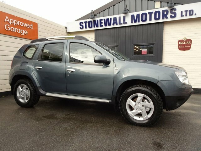 Compare Dacia Duster 1.5 Laureate Dci 4Wd 109 Bhp ND64NHJ Grey