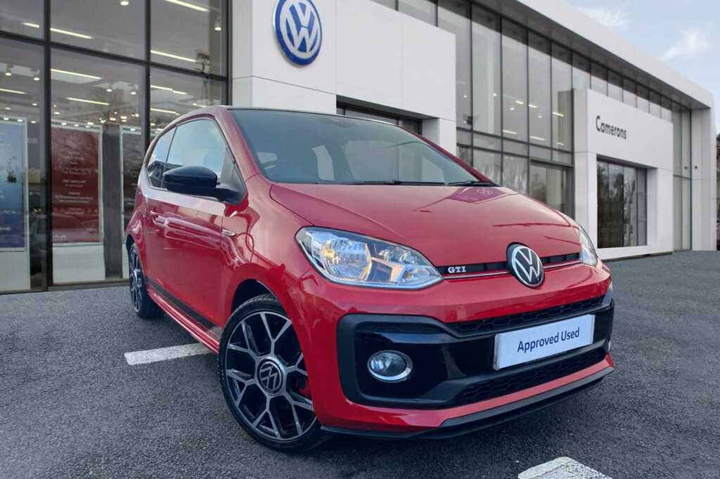 Compare Volkswagen Up Mark 1 Facelift 2 Cruise And A Park Pack 1.0 SP70VCG Red