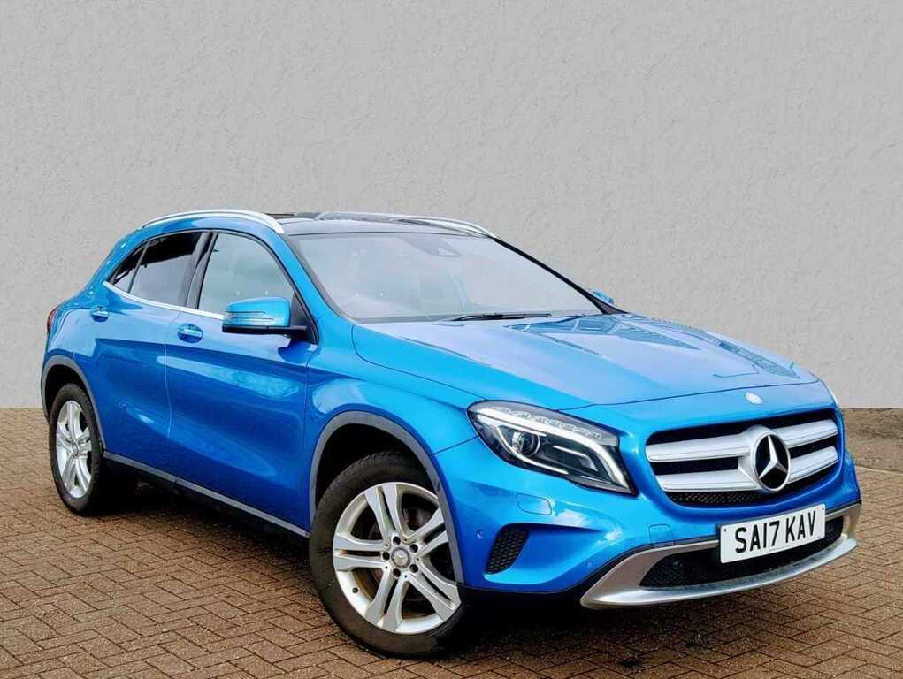 Compare Mercedes-Benz GLA Class 250 4Matic Sport Premium Plus SA17KAV Blue