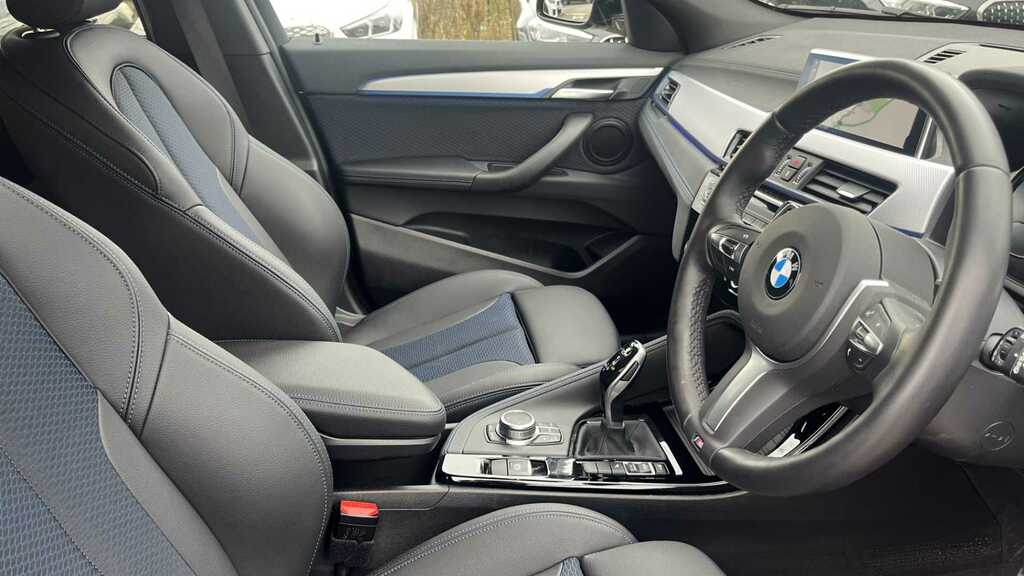 Compare BMW X2 Sdrive 18D M Sport Step ND72AYL Black
