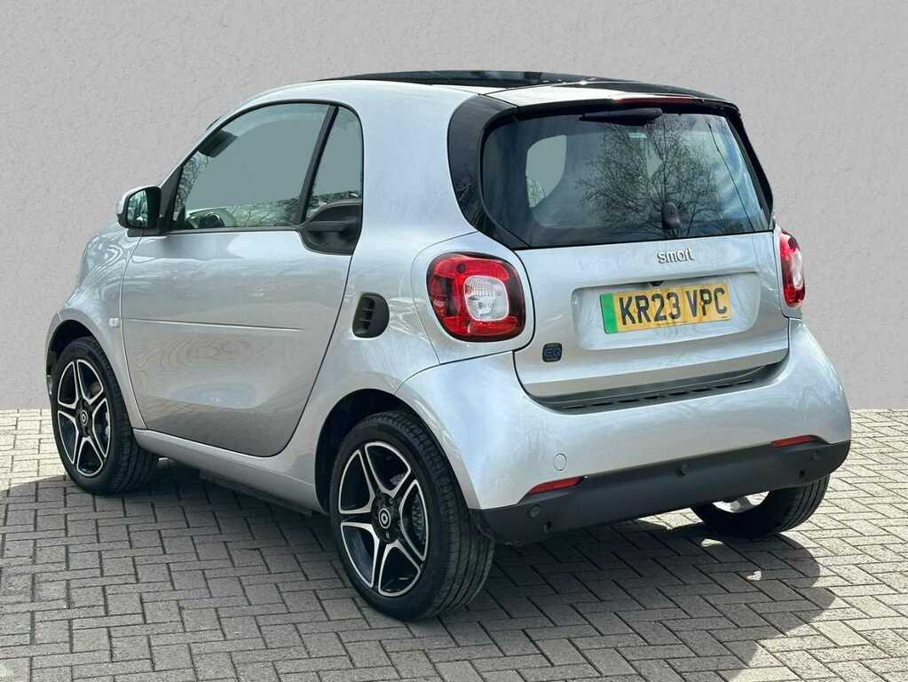 Smart Fortwo Coupe 60Kw Eq Premium 17Kwh 22Kwch Silver #1