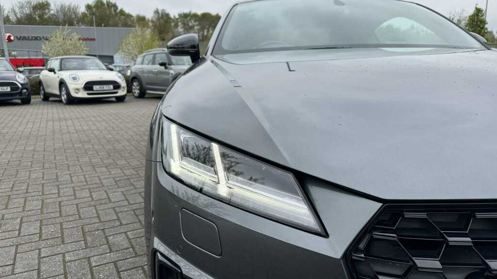 Compare Audi TT 40 Tfsi Black Edition S Tronic FL20TYF Grey