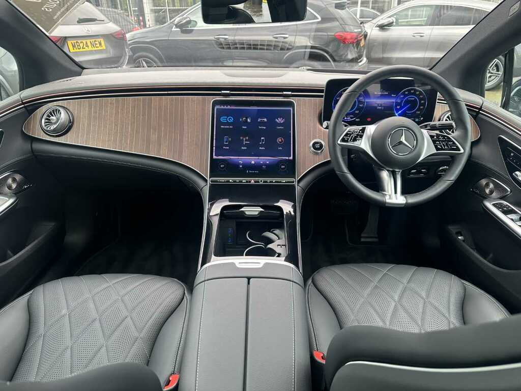 Mercedes-Benz EQE 300 180Kw Exclusive Luxury 89Kwh Black #1
