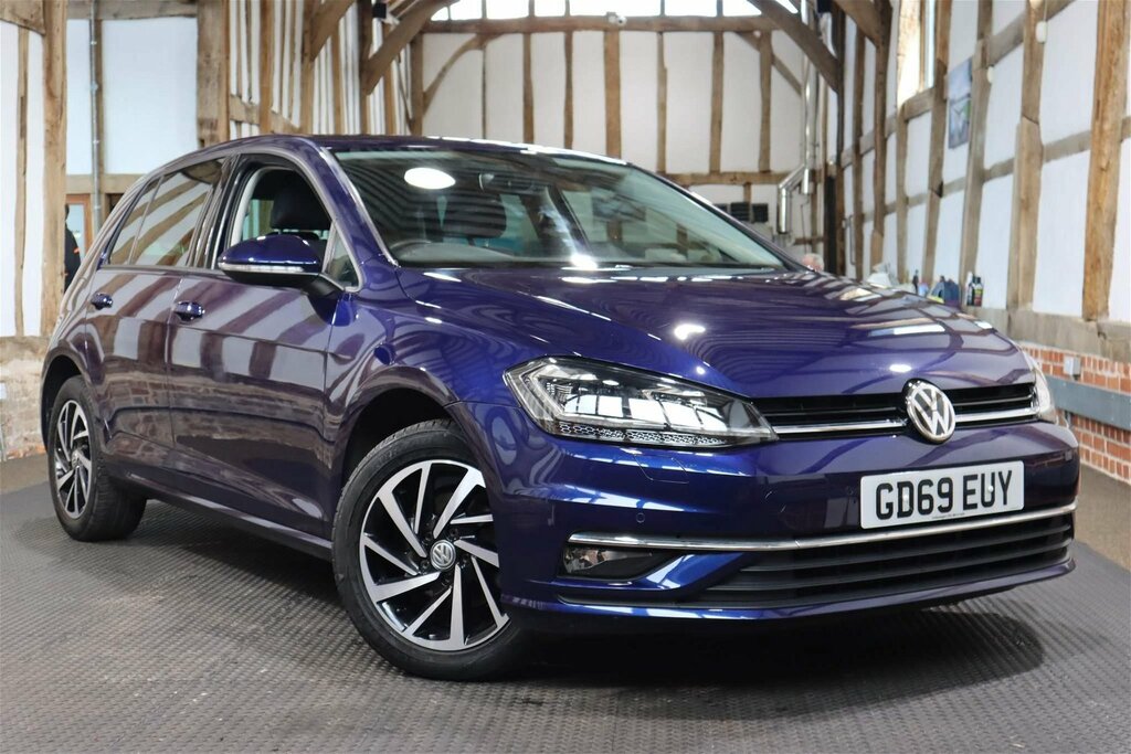 Compare Volkswagen Golf 1.0 Tsi Match Edition Euro 6 Ss GD69EUY Blue