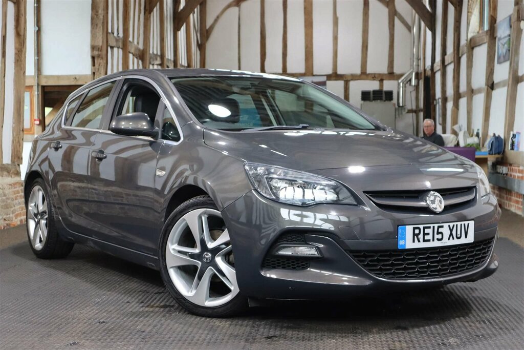 Compare Vauxhall Astra 1.4I Turbo Limited Edition Euro 6 RE15XUV Grey