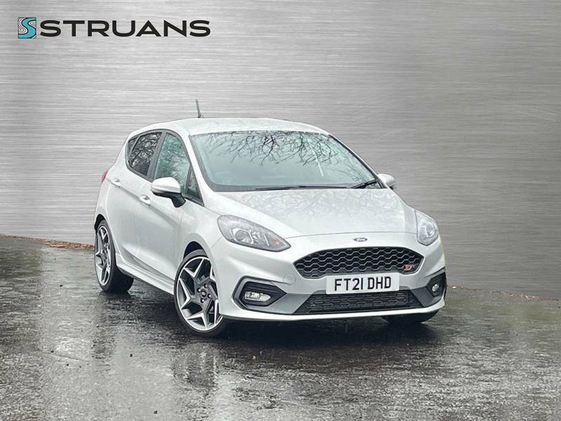 Compare Ford Fiesta St-3 Performance 1.5 Ecoboost 200 FT21DHD Silver