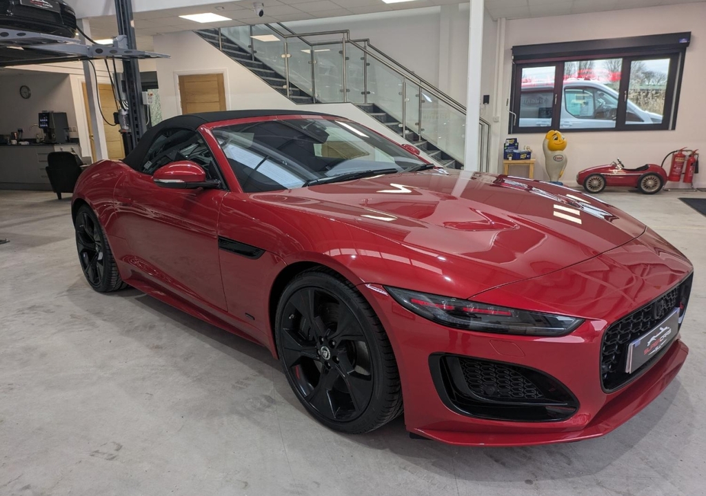 Compare Jaguar F-Type 75 Convertible GB23FTP Red