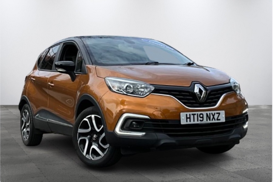 Compare Renault Captur 0.9 Tce Energy Iconic Suv HT19NXZ 
