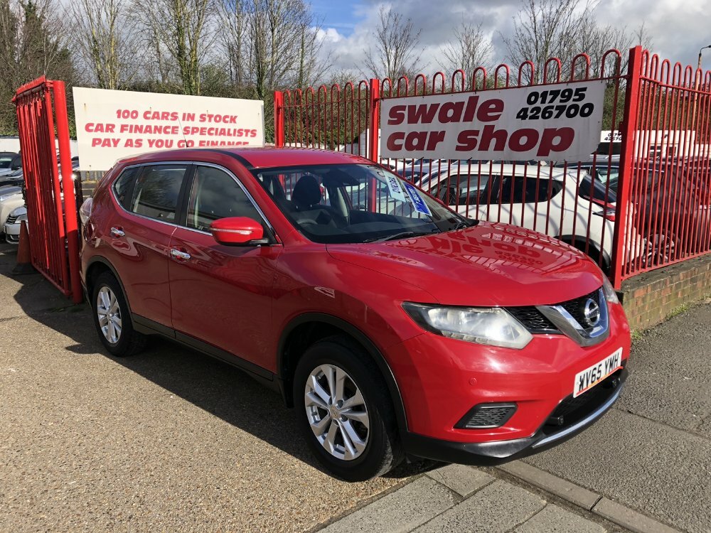 Compare Nissan X-Trail 1.6 Dci Visia 7 Seat WV65YMH Red