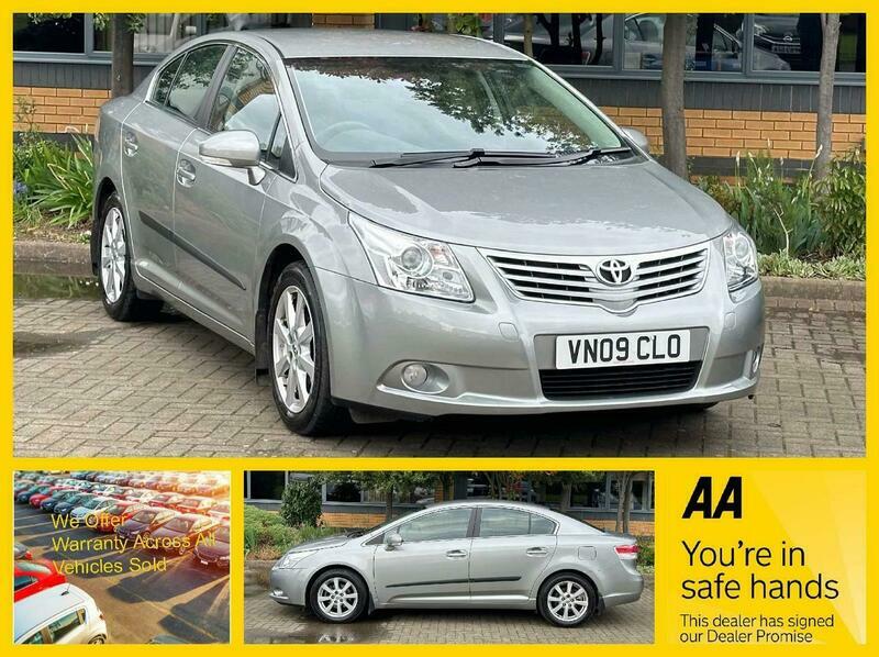 Compare Toyota Avensis 1.8 V-matic Tr Multidrive VN09CLO Grey