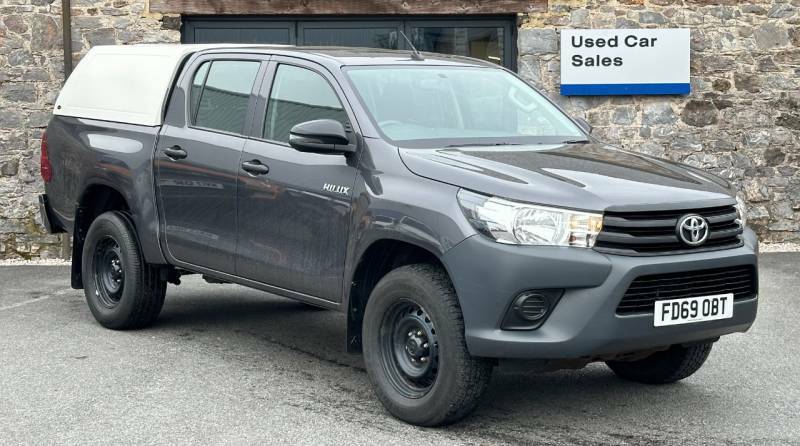 Compare Toyota HILUX Pickup FD69OBT Grey
