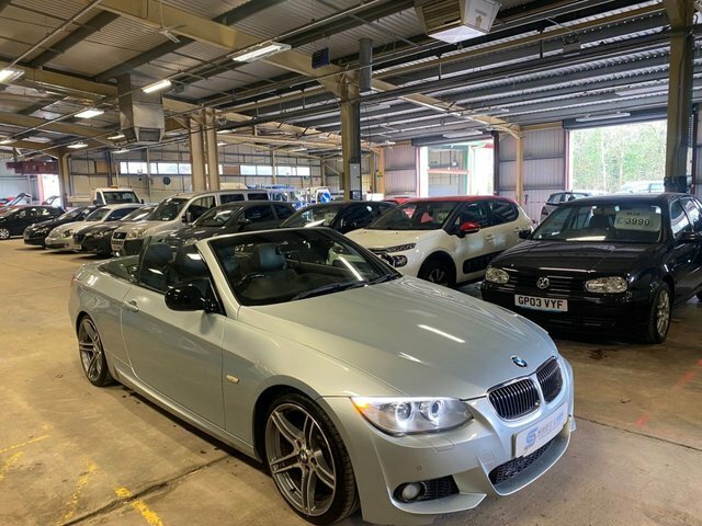 Compare BMW 3 Series Convertible YK62XTV Blue